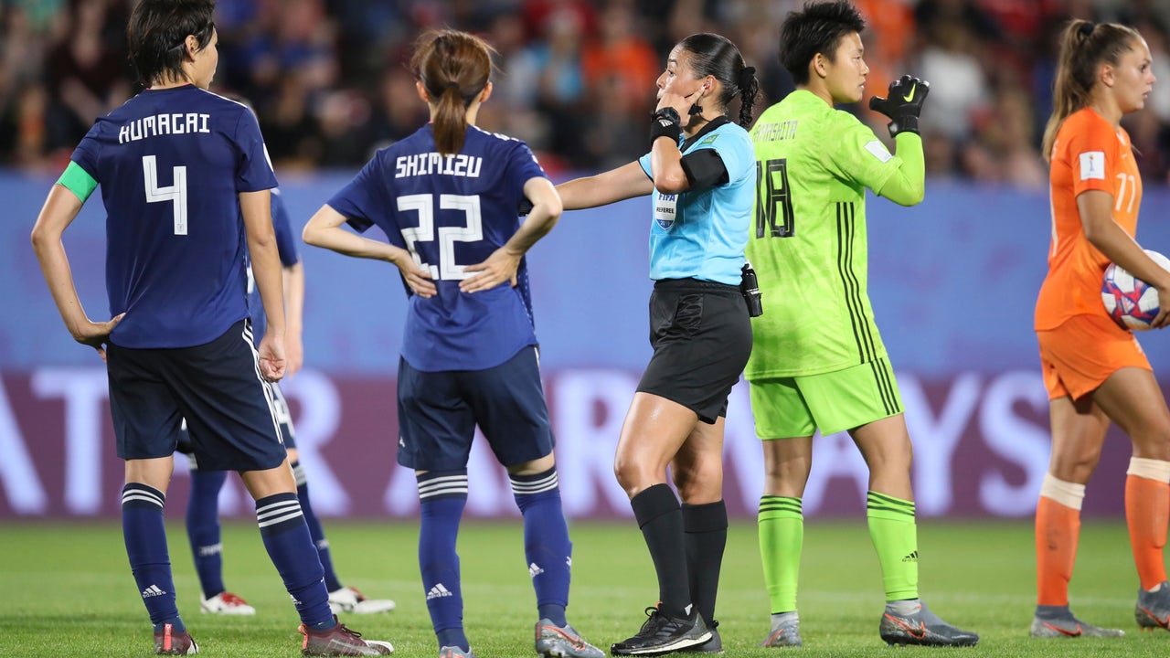 Video review creates drama at Women's World Cup